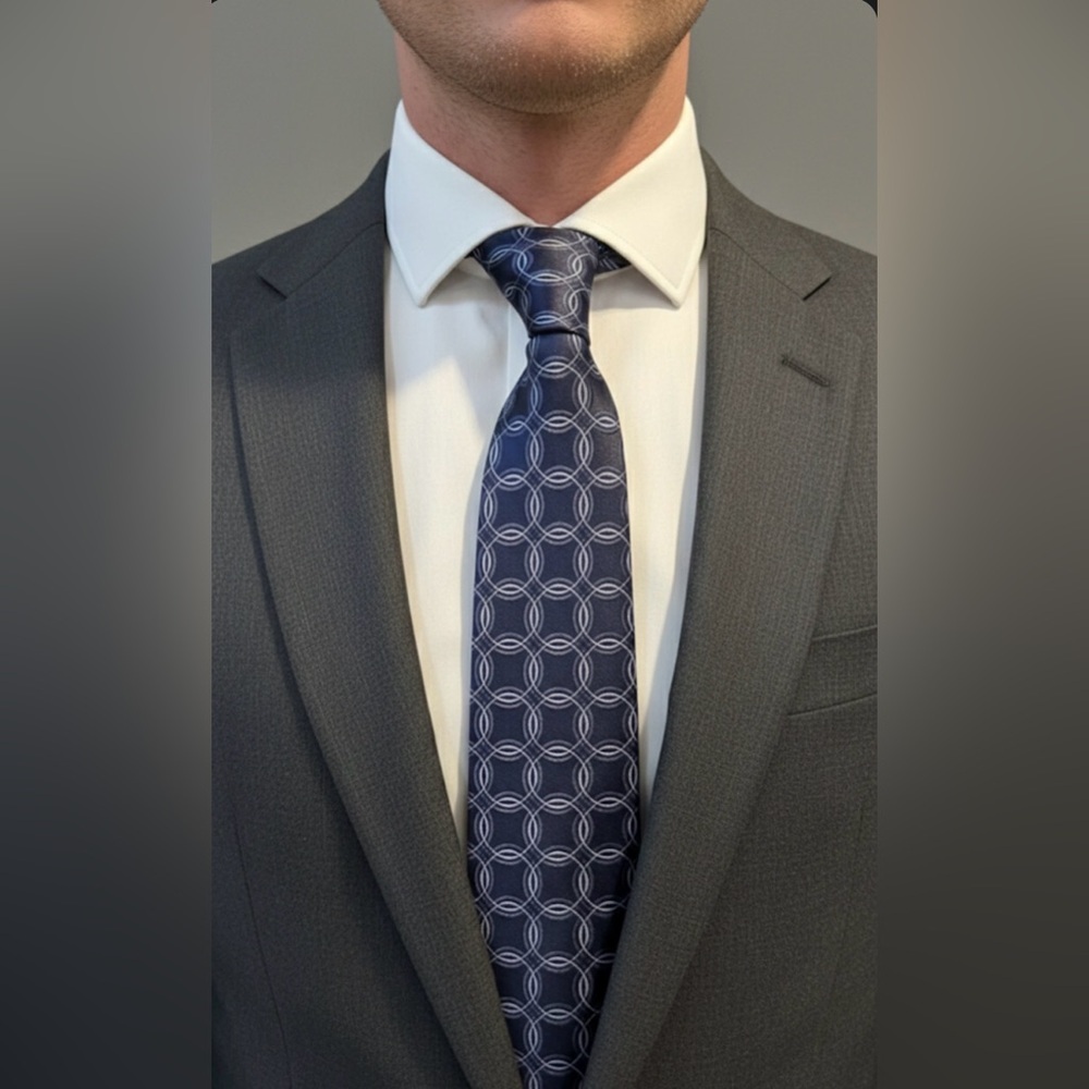 Ted Baker London Silk Tie Navy Interlocking Circle Pattern 62”